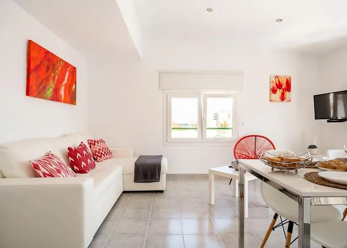 C'an Picafort Near The Sea דירה